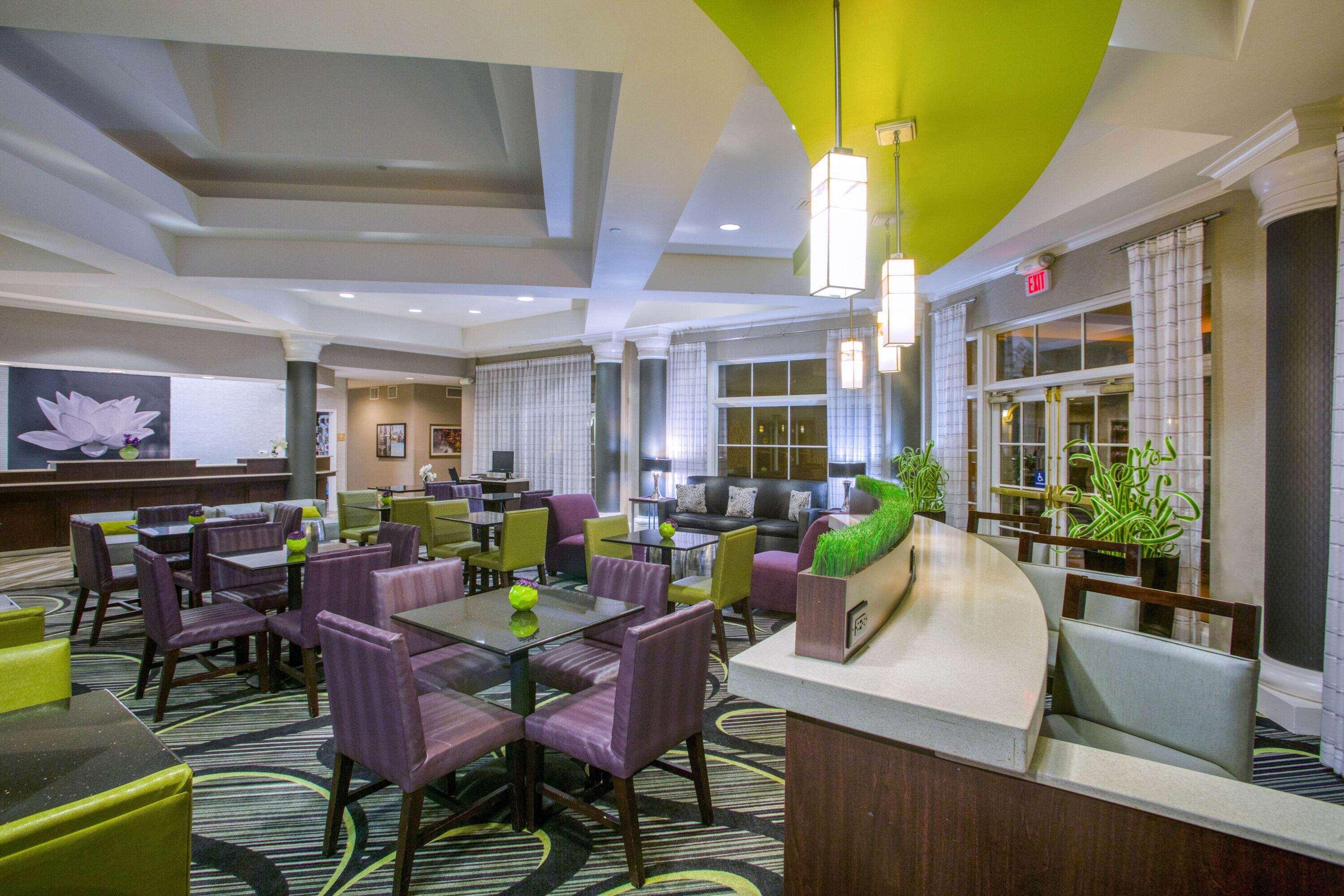 La Quinta By Wyndham St. Louis Westport Hotel Maryland Heights Exterior photo